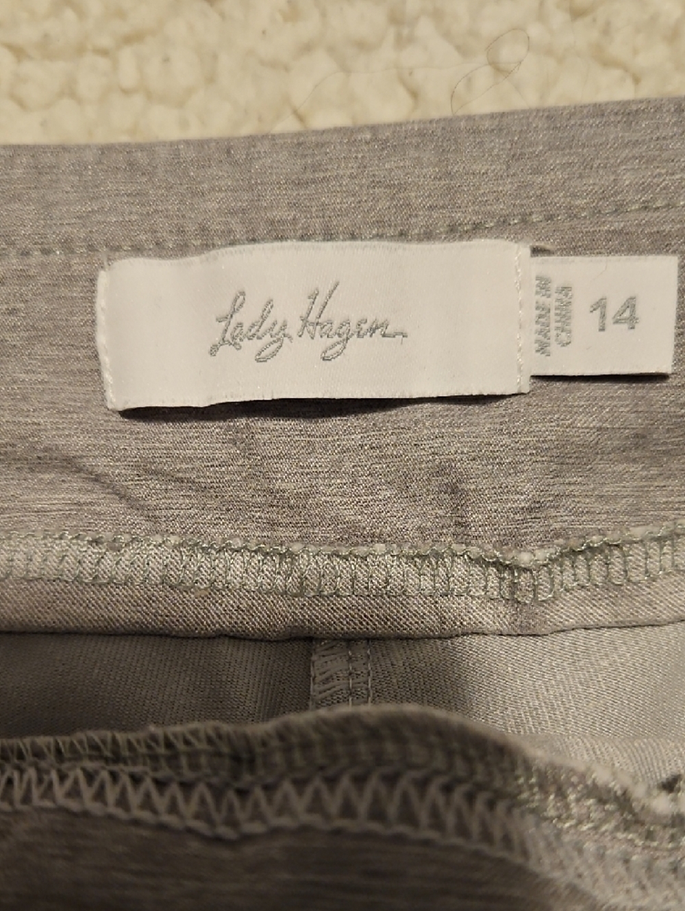 Lady Hagen Light Gray Golf Skort. Size 14 - Picture 4 of 5